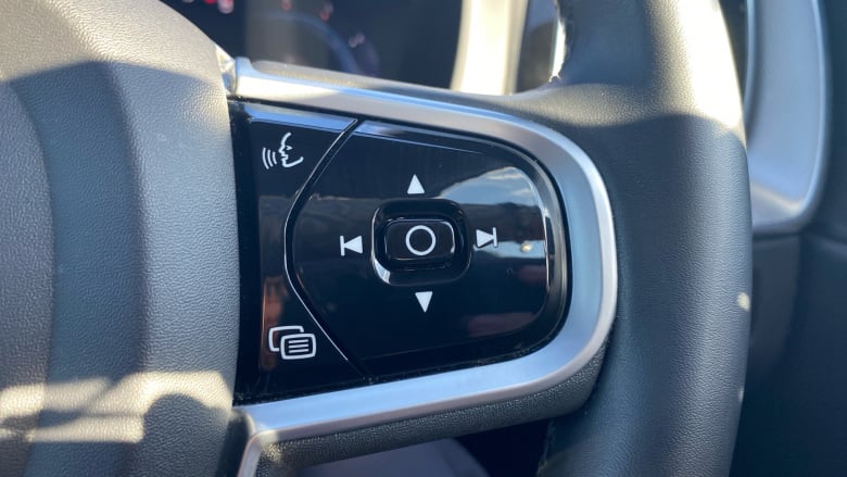 Volvo Xc60 2.0 B4D R DESIGN 5dr AWD Geartronic Diesel Estate